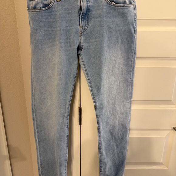 Huckberry Flint and Tinder Light Wash Slim Jeans 31x30 NWOT - Picture 2 of 10